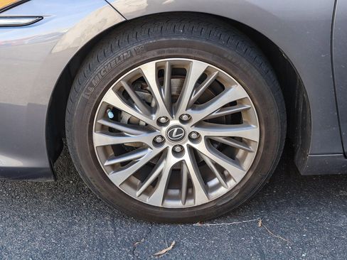 Used 2021 Lexus ES 350 w/ Premium Package image 13