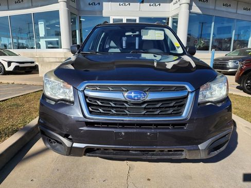 Used 2017 Subaru Forester 2.5i w/ Alloy Wheel Package image 2