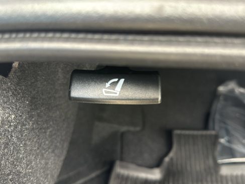 Used 2025 Subaru Legacy Limited image 25