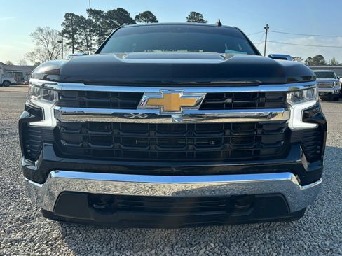 Used 2022 Chevrolet Silverado 1500 LT image 4