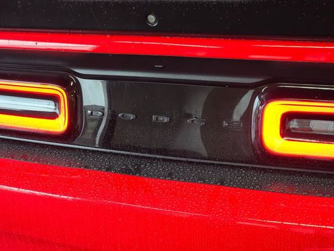 Used 2021 Dodge Challenger GT w/ Plus Package image 15