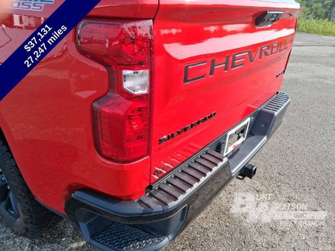 Used 2024 Chevrolet Silverado 1500 Custom Trail Boss w/ LPO, Dark Essentials Package AWD/4WD image 19