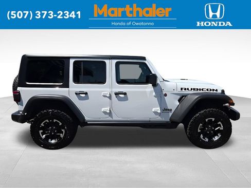 Used 2026 Jeep Wrangler Unlimited Rubicon AWD/4WD image 6