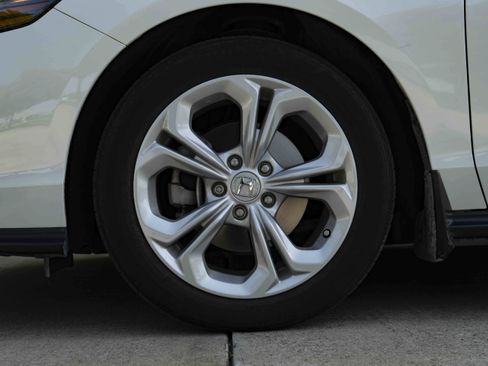 Used 2024 Honda Accord LX image 14