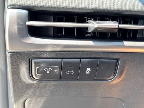 Certified 2026 Hyundai Santa Cruz SEL image 25