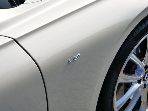 Used 2021 Bentley Continental GT V8 AWD/4WD image 13