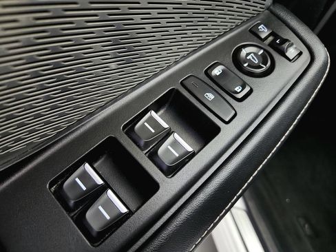 Used 2022 Acura MDX SH-AWD w/ Advance Package image 27