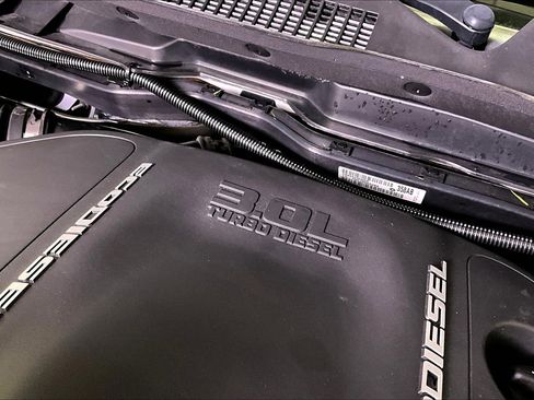 Used 2018 RAM 1500 Laramie w/ Convenience Group image 32