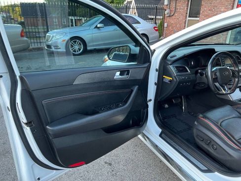 Used 2015 Hyundai Sonata Sport 2.0T image 13
