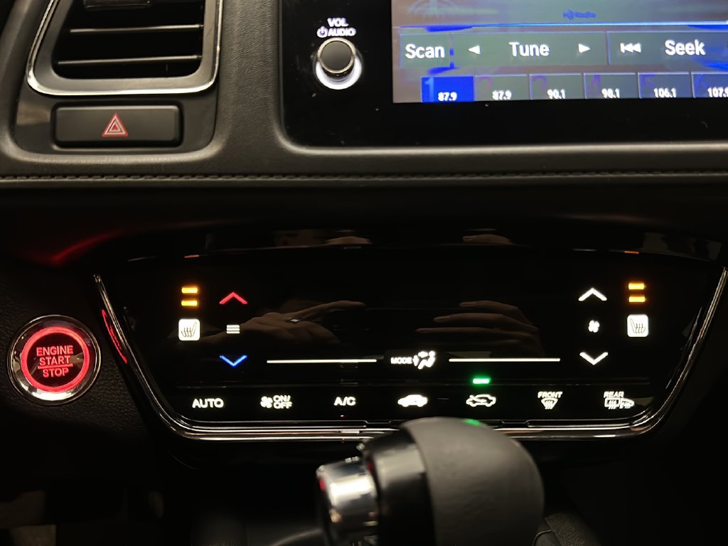 Used 2021 Honda HR-V EX image 34
