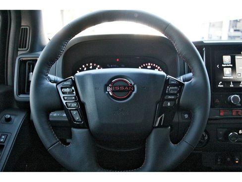New 2026 Nissan Frontier PRO-4X w/ Pro-4x Convenience Package image 13
