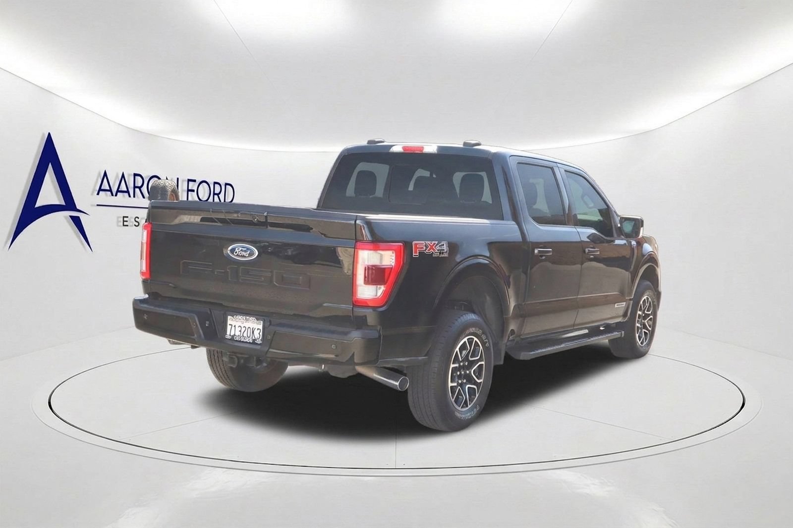 Used 2021 Ford F150 Lariat w/ Equipment Group 502A High AWD/4WD image 4