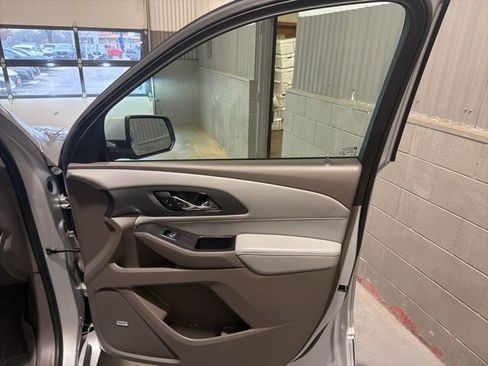 Used 2021 Chevrolet Traverse Premier w/ LPO, Floor Liner Package image 18