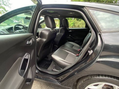 Used 2013 Ford Focus ST FWD image 41