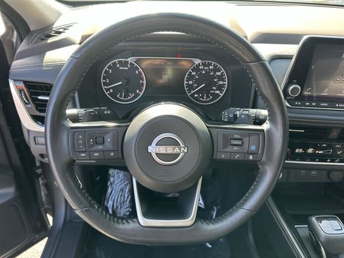 Used 2022 Nissan Rogue SL image 15