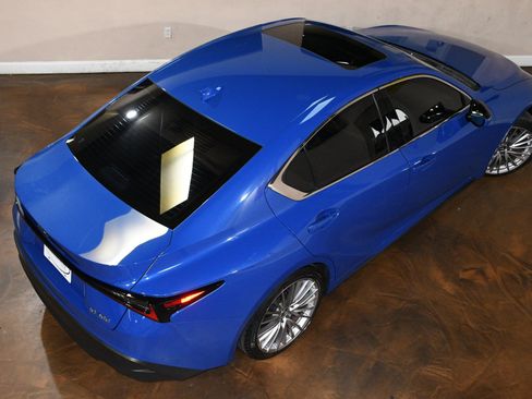 Used 2023 Lexus IS 300 w/ Premium Package RWD image 75