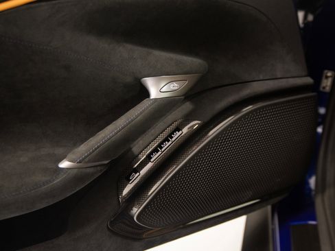 Certified 2021 Ferrari Roma image 34