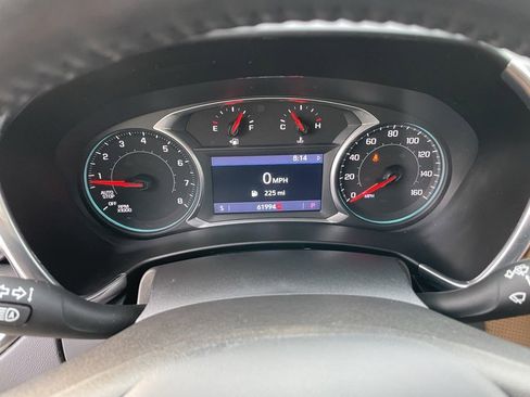 Used 2021 Chevrolet Equinox Premier image 12