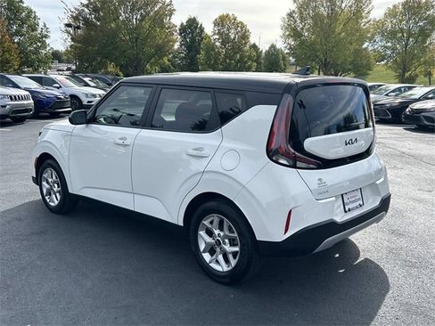 Used 2024 Kia Soul S image 6
