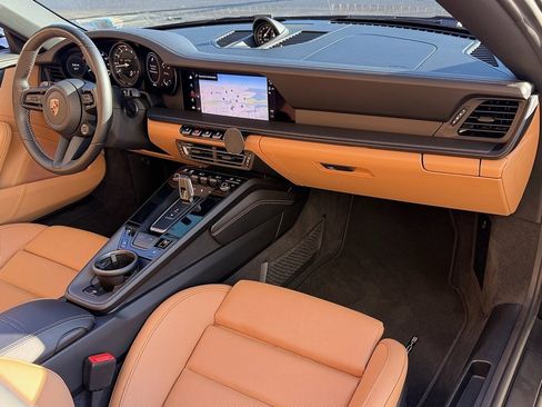 Certified 2024 Porsche 911 Targa 4 GTS image 23