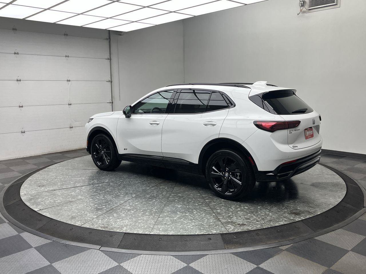 Used 2026 Buick Envision Sport Touring AWD/4WD image 2