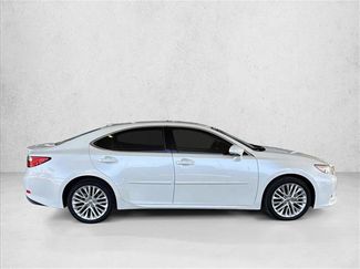 Used 2014 Lexus ES 350 w/ Luxury Package FWD video 4