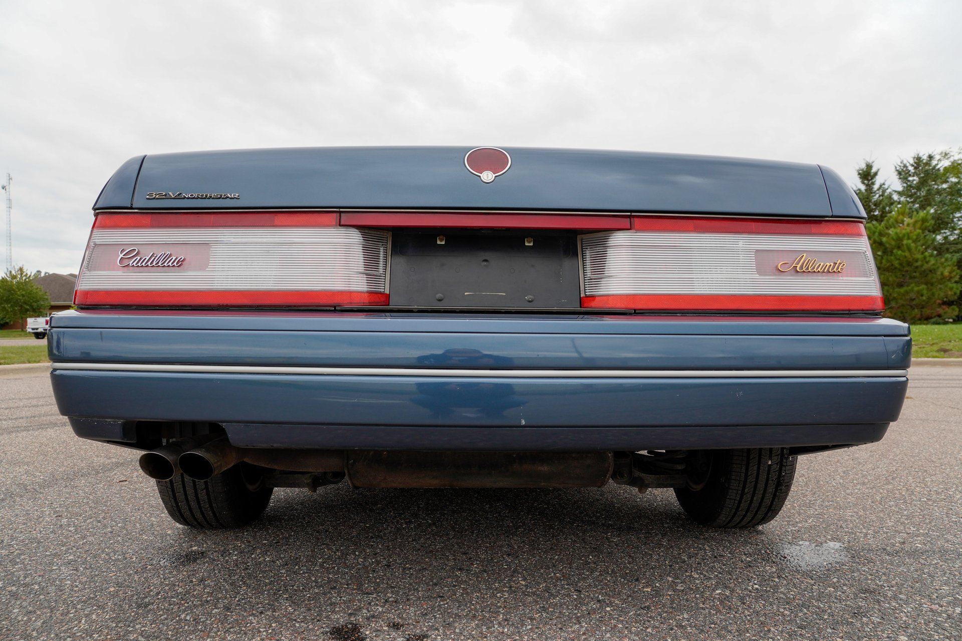 Used 1993 Cadillac Allante FWD image 37
