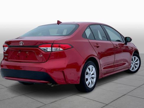 Used 2021 Toyota Corolla LE image 13