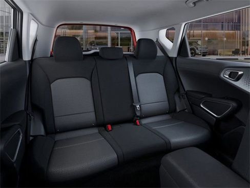 Certified 2025 Kia Soul S FWD image 16