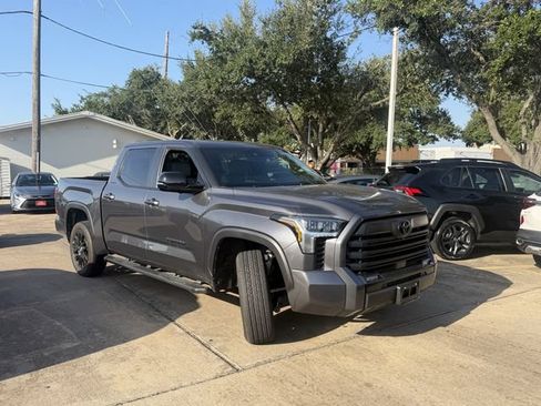 Used 2026 Toyota Tundra Limited AWD/4WD image 3