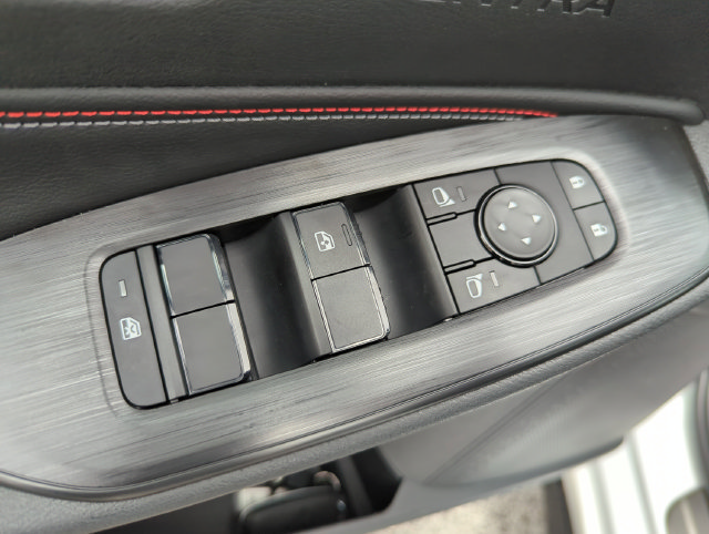 Used 2026 Nissan Sentra SR w/ Floor Mat Package FWD image 67