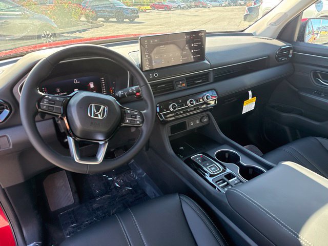 New 2026 Honda Pilot Touring image 12
