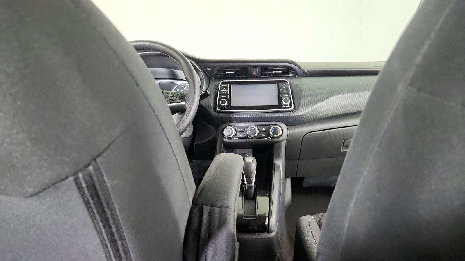 Used 2022 Nissan Kicks S FWD image 12