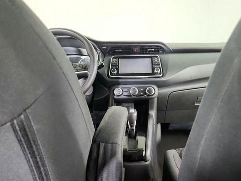 Used 2022 Nissan Kicks S FWD image 12