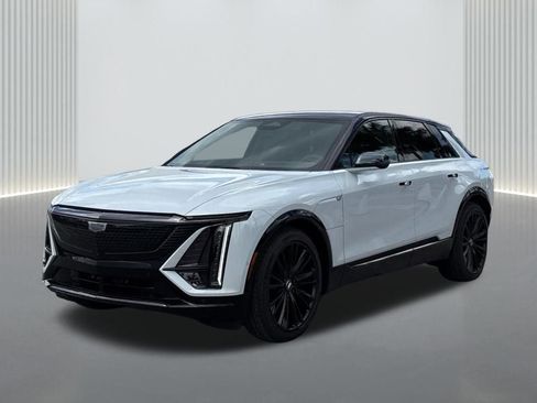 New 2026 Cadillac Lyriq Sport RWD image 1