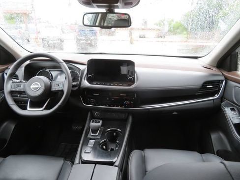 Used 2023 Nissan Rogue SL w/ SL Premium Package FWD image 16