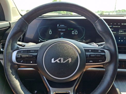 Used 2023 Kia Sportage EX AWD/4WD image 19