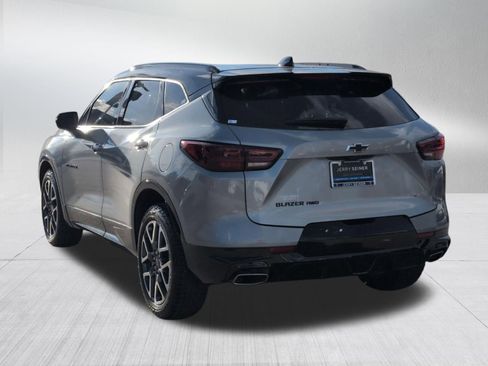 Certified 2024 Chevrolet Blazer RS w/ Driver Confidence II Package image 3