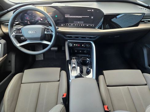 New 2025 Audi Q5 Premium Plus AWD/4WD image 12