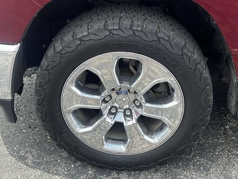 Used 2019 RAM 1500 Big Horn AWD/4WD image 9