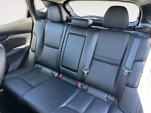 Used 2022 Nissan Rogue Sport SL image 13