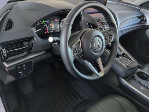 Certified 2025 Acura RDX SH-AWD w/ Technology Package image 10