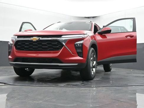 New 2026 Chevrolet Trax LT w/ Driver Confidence Package FWD image 67