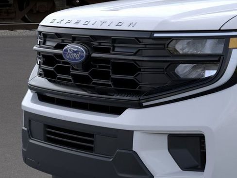 New 2026 Ford Expedition Max Active image 17
