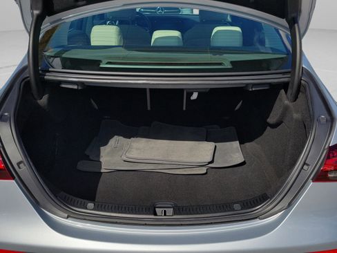 Used 2022 Mercedes-Benz E 350 4MATIC Sedan image 32