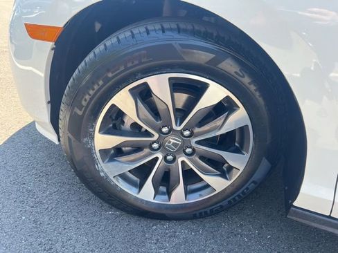 Used 2024 Honda Odyssey EX-L image 40