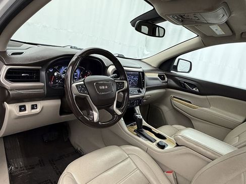 Used 2018 GMC Acadia Denali w/ Technology Package image 8