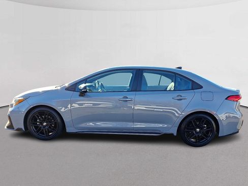 Used 2022 Toyota Corolla SE image 6