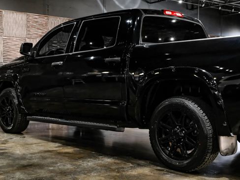 Used 2019 Toyota Tundra SR5 w/ SR5 Upgrade Package AWD/4WD image 16
