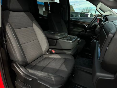 Used 2023 Chevrolet Silverado 1500 LT image 17